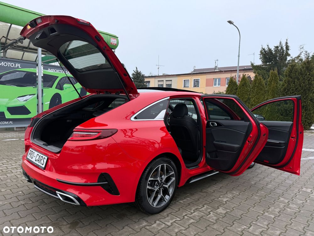 Kia ProCeed 1.4 T-GDI OPF GT LINE - 16