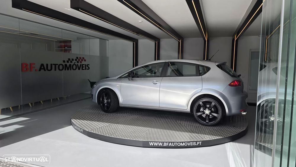 SEAT Leon 1.6 TDI Sport - 16