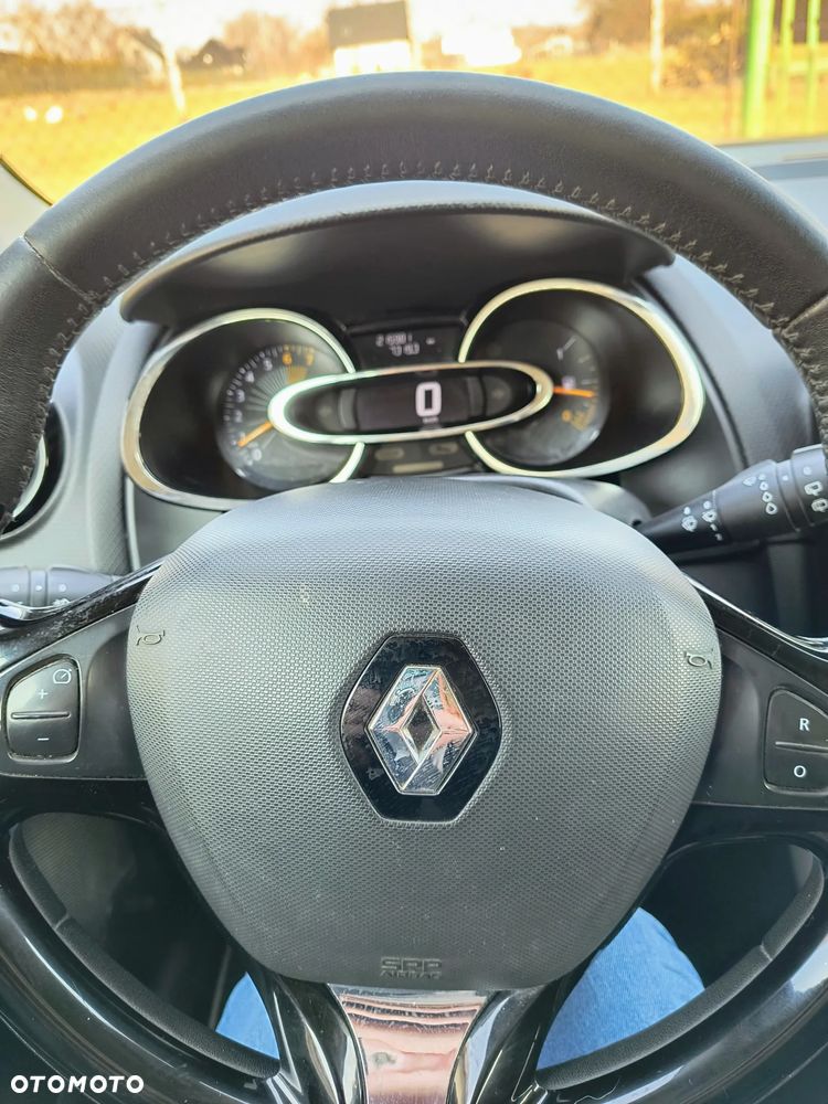 Renault Clio TCe 90 Paris - 6