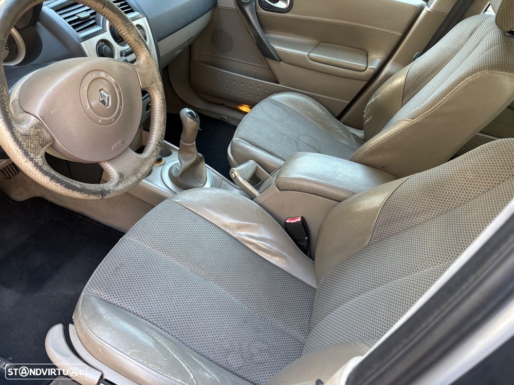 Renault Mégane Break 1.5 dCi C Dynamique - 6