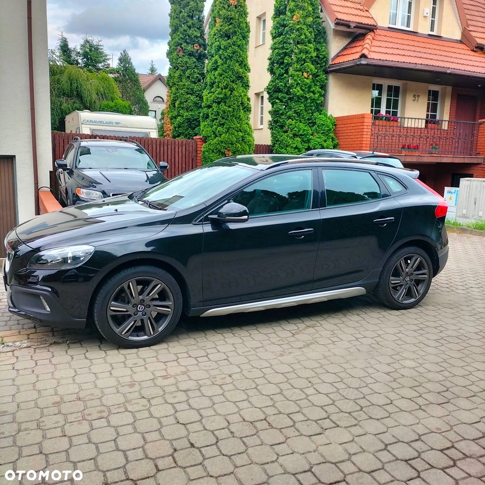 Volvo V40 Cross Country D3 Momentum - 10