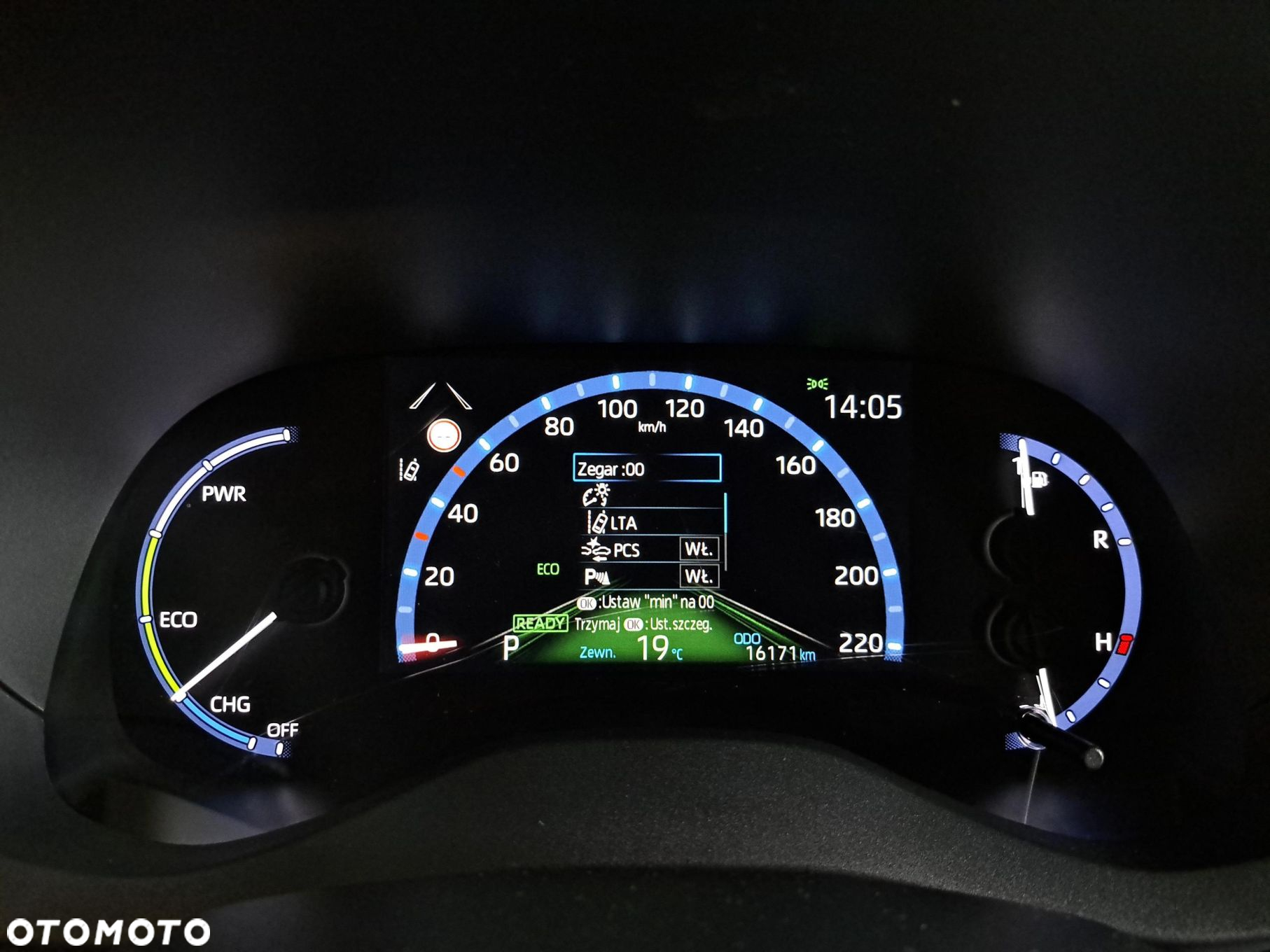 Toyota Yaris Cross - 30
