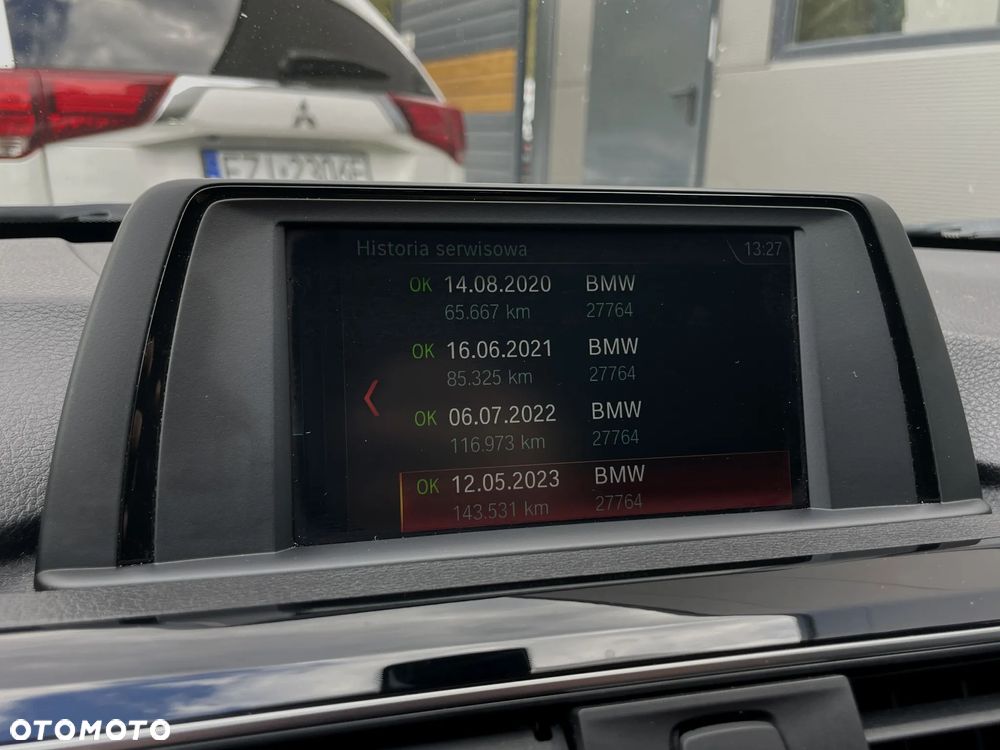 BMW Seria 3 320d Touring Advantage - 37