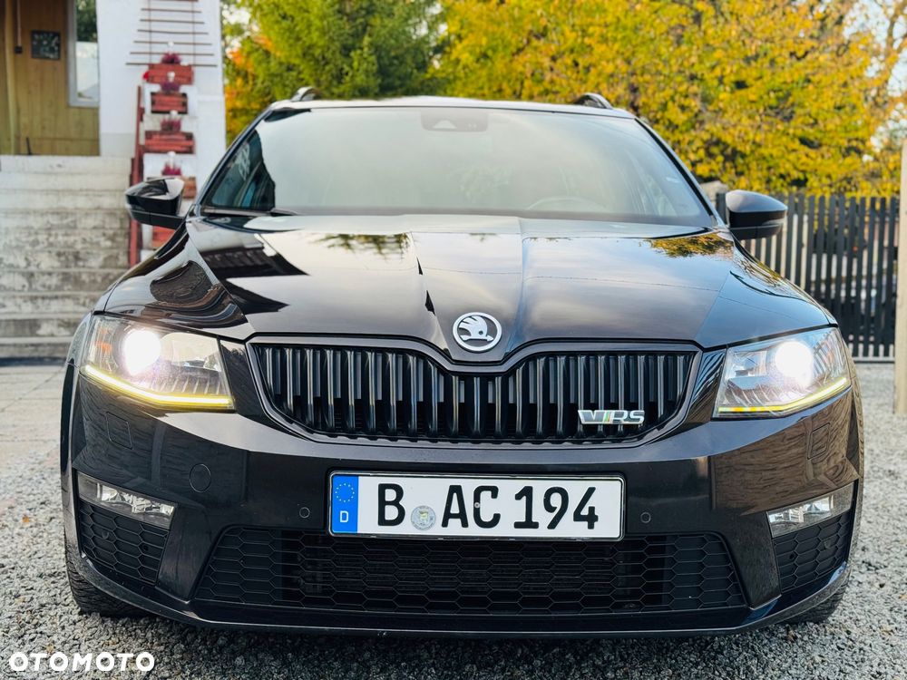 Skoda Octavia 2.0 TDI RS Challenge DSG - 12