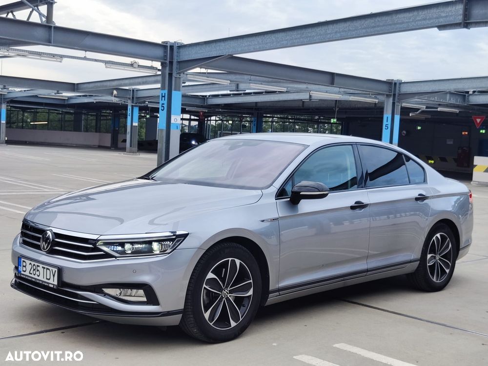 Volkswagen Passat 2.0 TDI DSG 4Mot Highline - 10