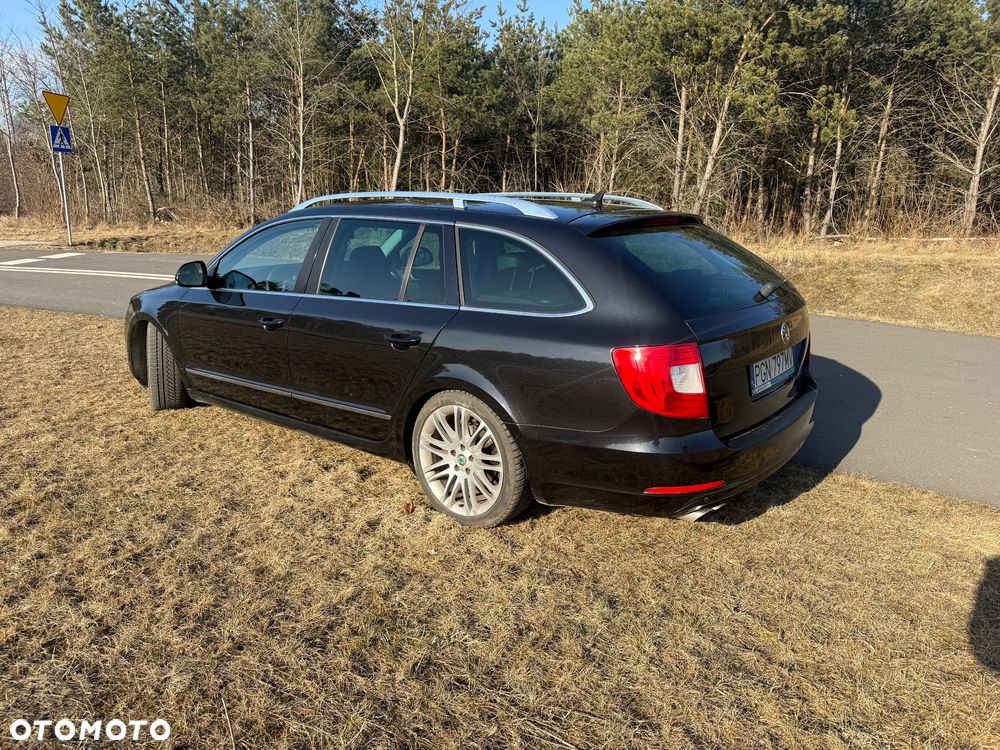 Skoda Superb 2.0 TDI DSG Elegance - 3