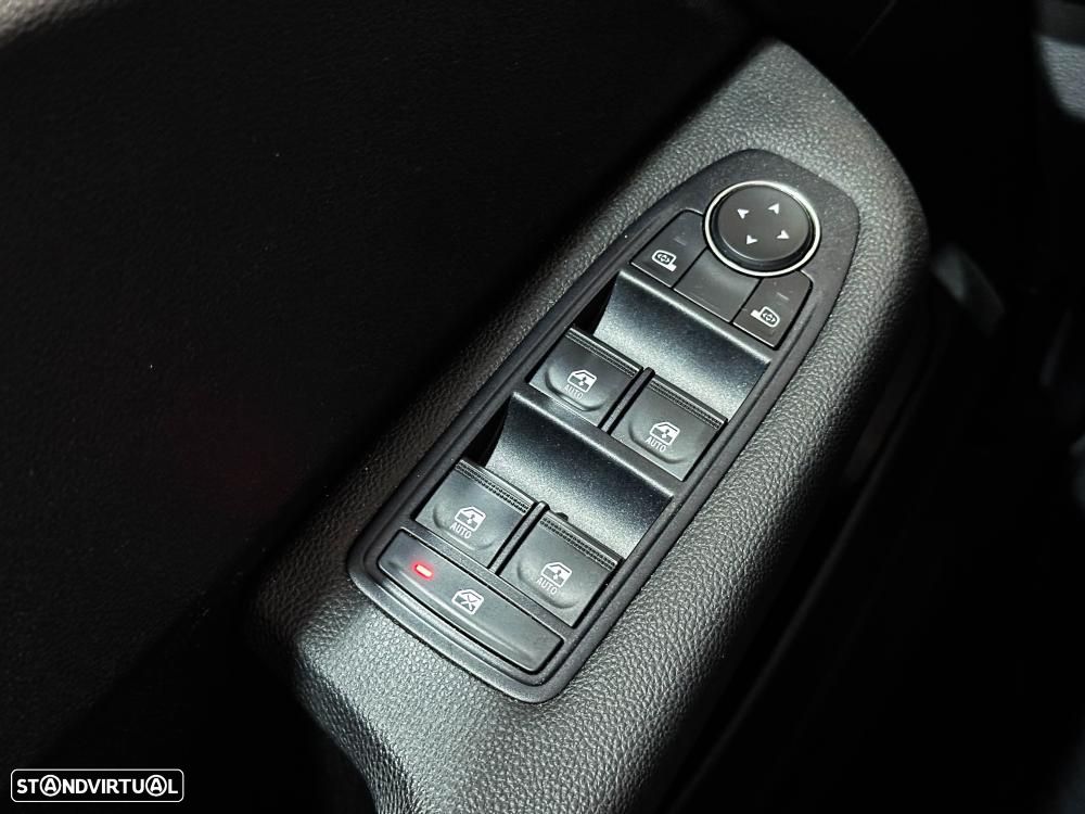 Renault Clio 1.0 TCe Exclusive CVT - 52