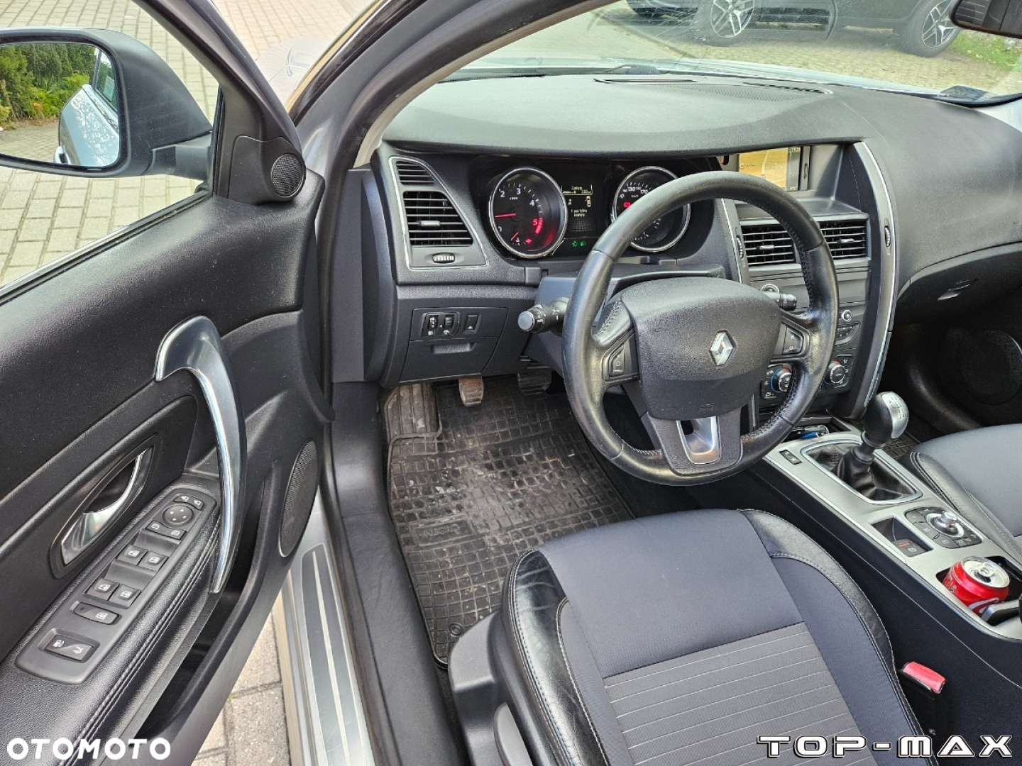 Renault Latitude - 17