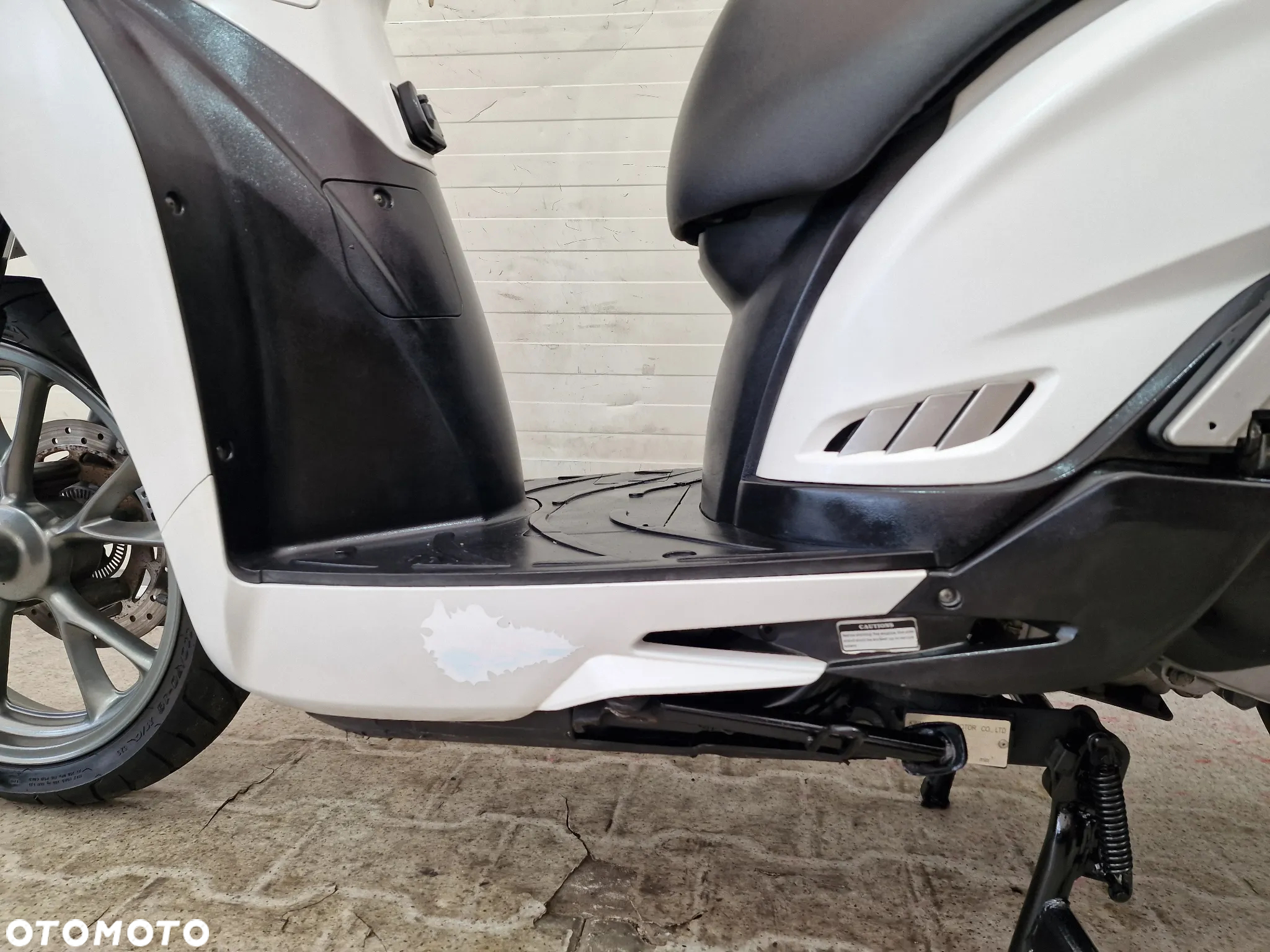 Kymco People - 14