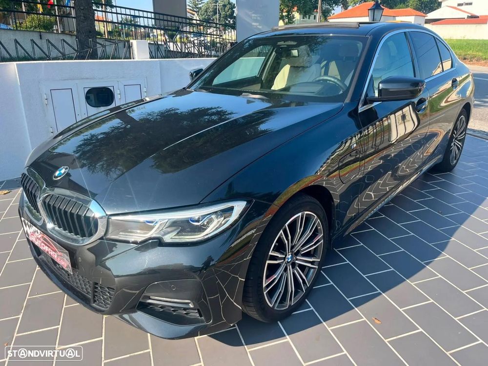 BMW 330 e Pack Desportivo M Auto - 4