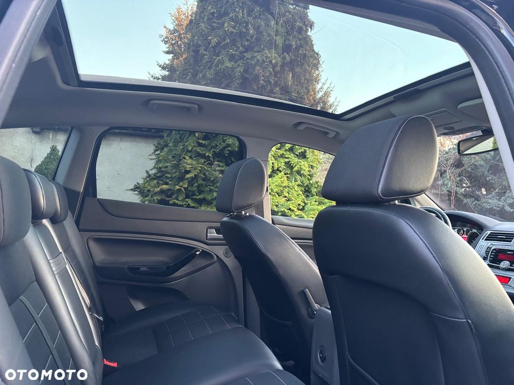Ford Kuga 2.0 TDCi 4x4 Titanium - 36