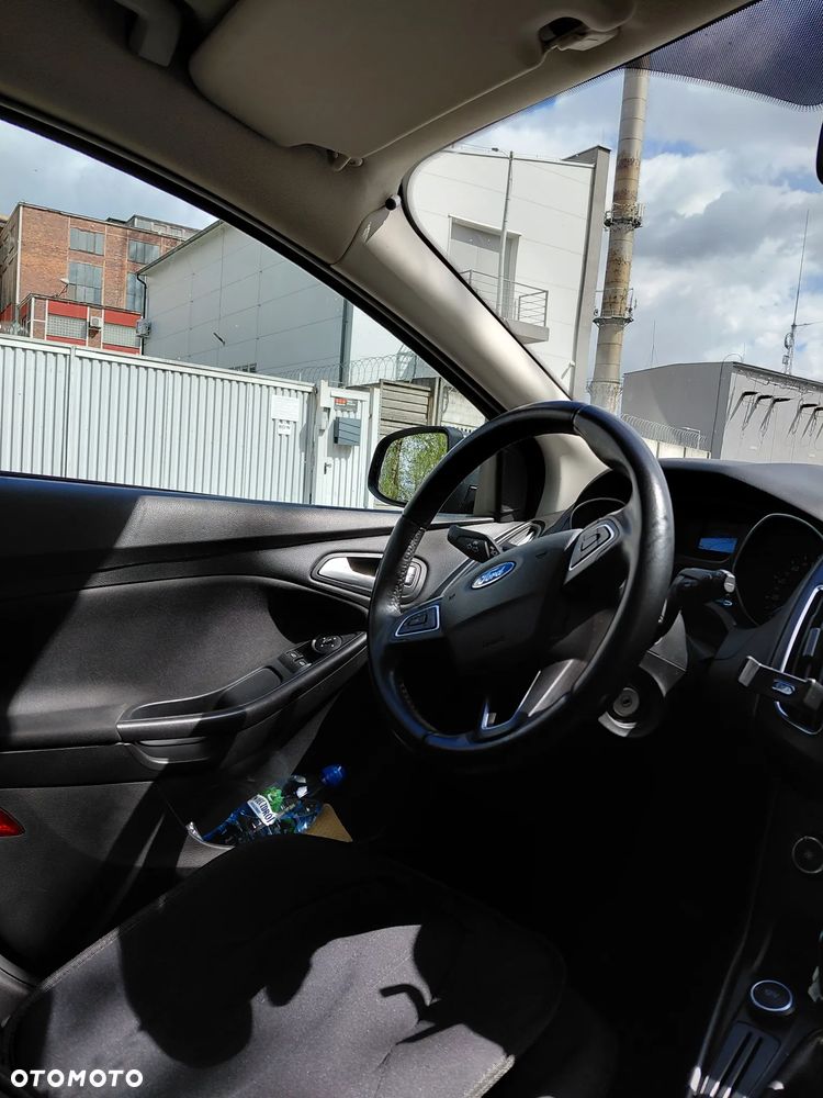 Ford Focus 1.5 TDCi Trend - 6