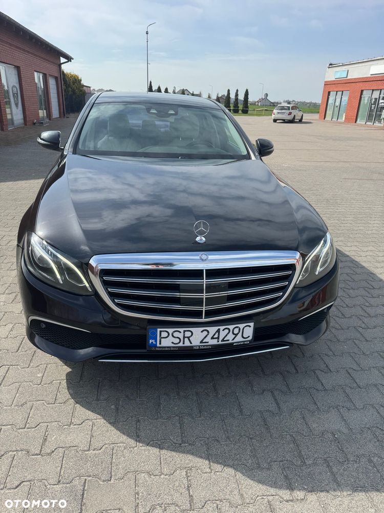 Mercedes-Benz Klasa E 220 d Business Edition 9G-TRONIC - 1