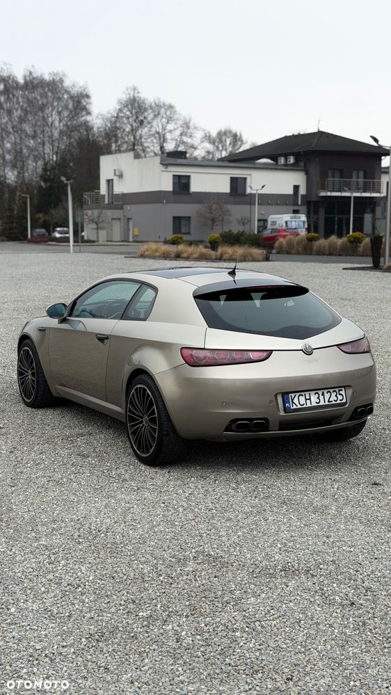 Alfa Romeo Brera 2.4 JTDM 20V DPF - 11