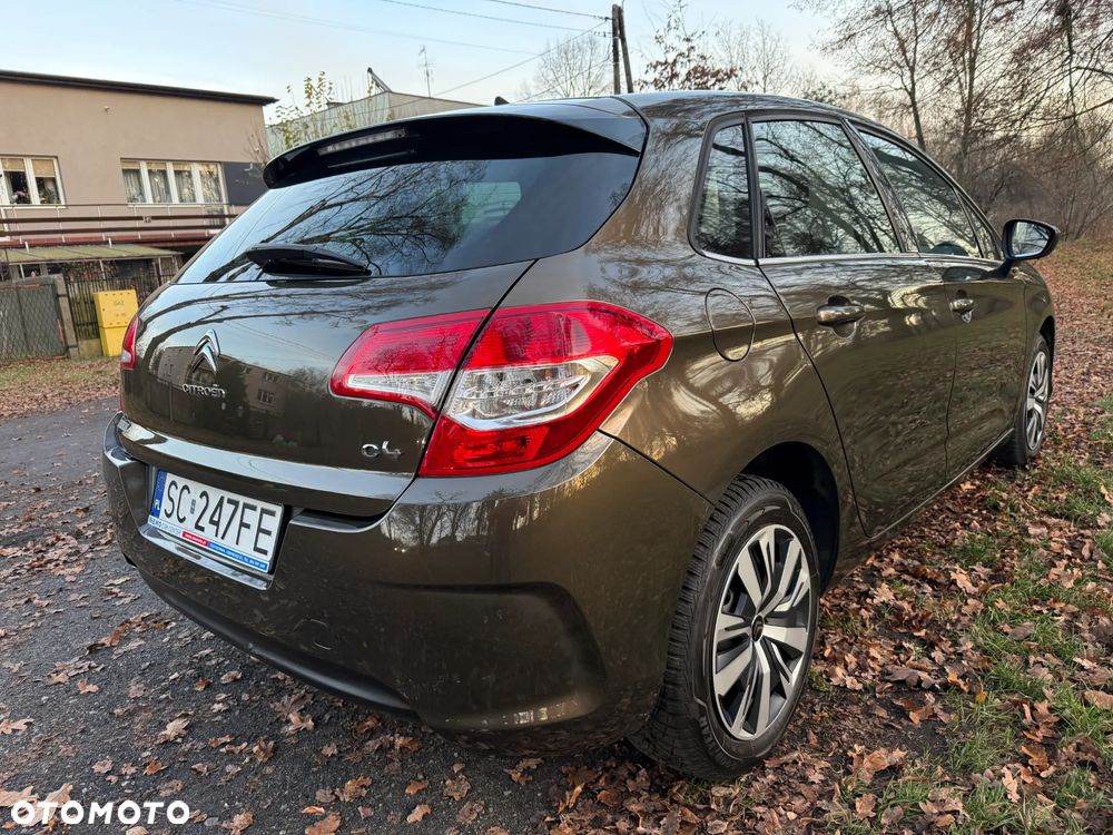 Citroën C4 VTi 95 Attraction - 6