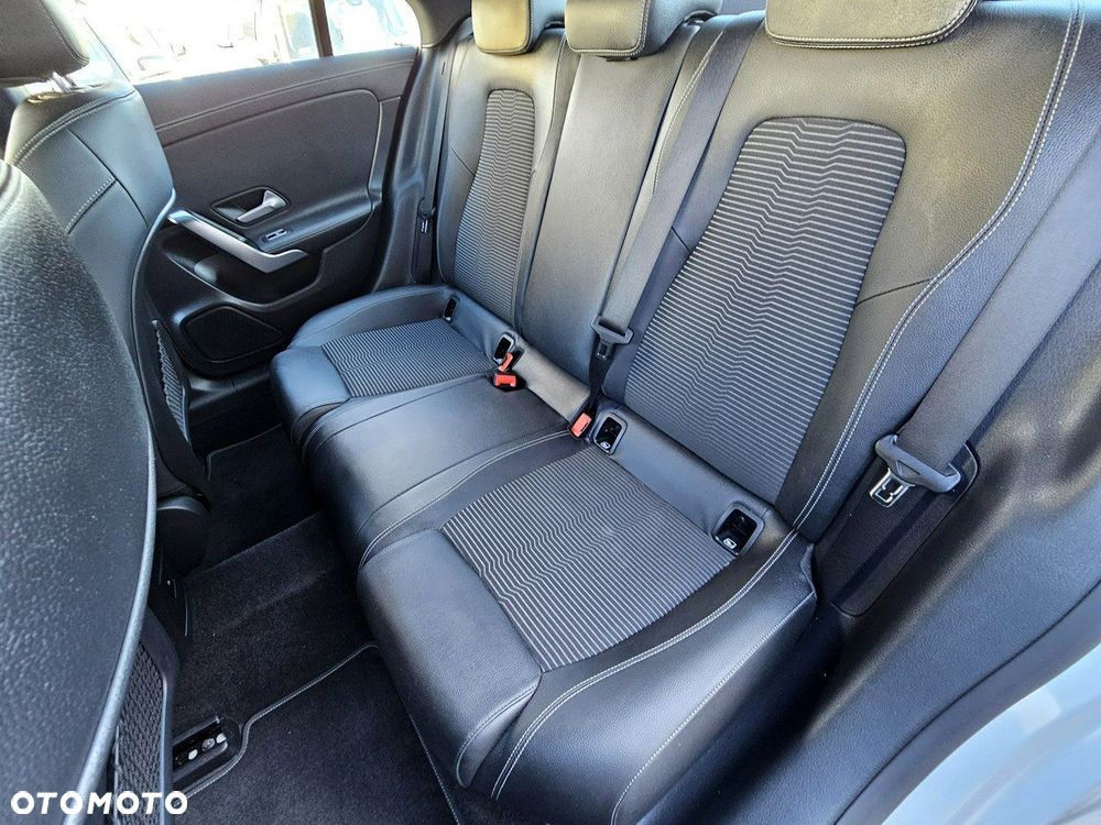 Mercedes-Benz CLA - 16