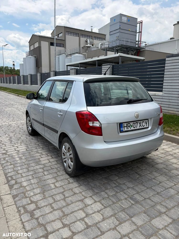 Skoda Fabia 1.2 HTP Ambiente - 5