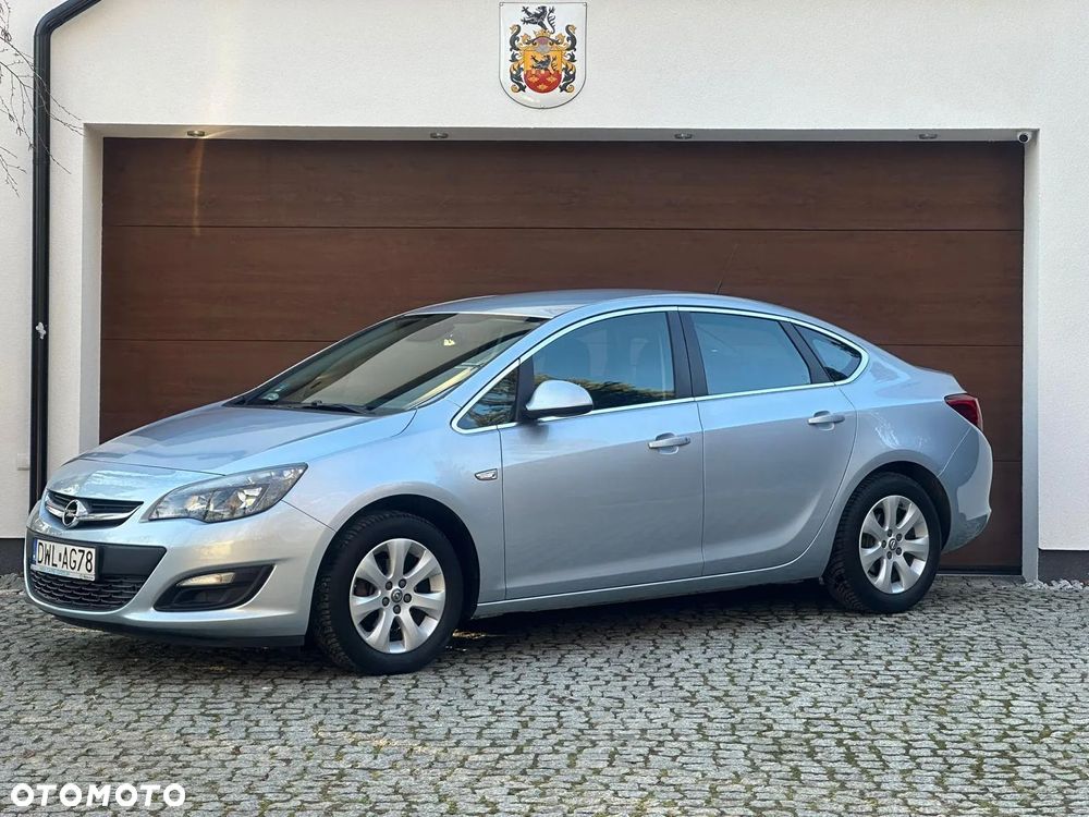 Opel Astra 1.4 T Active - 6