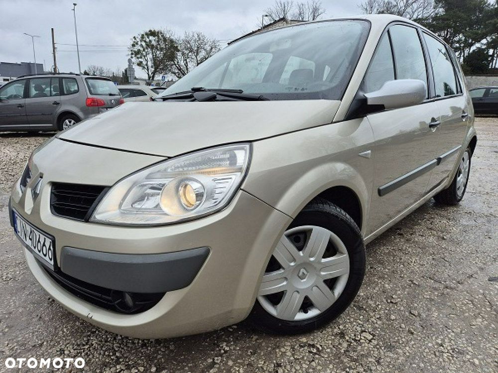 Renault Scenic - 1