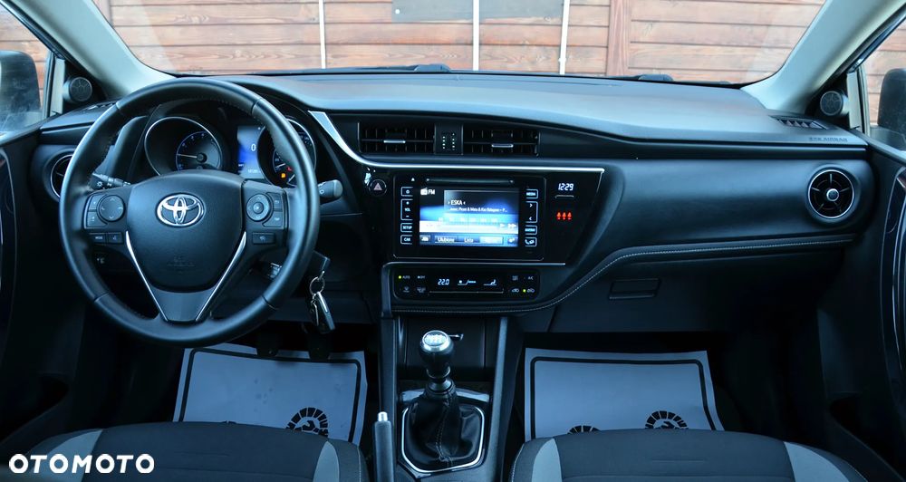 Toyota Auris 1.33 VVT-i - 23