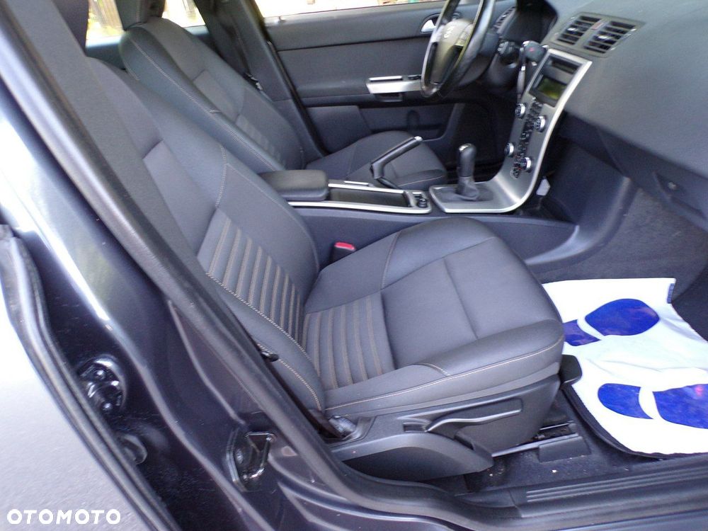 Volvo V50 - 31