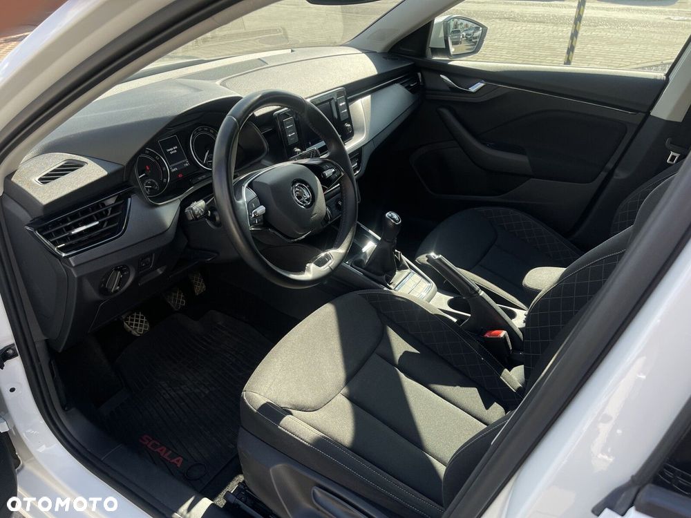 Skoda Scala - 10
