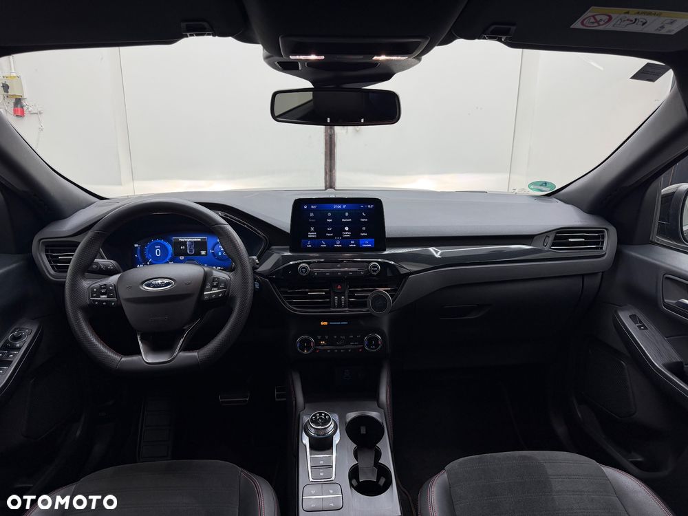 Ford Kuga 2.5P PHEV FWD ST-Line X - 18