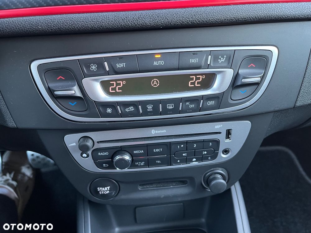 Renault Megane TCe 130 Luxe - 26