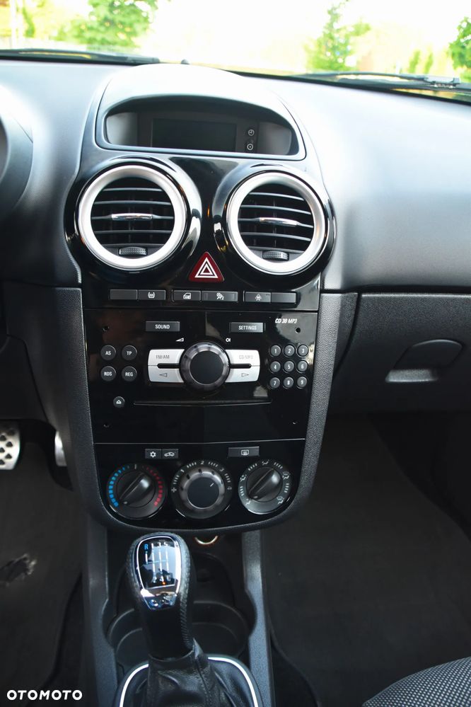 Opel Corsa 1.6 Turbo OPC - 16