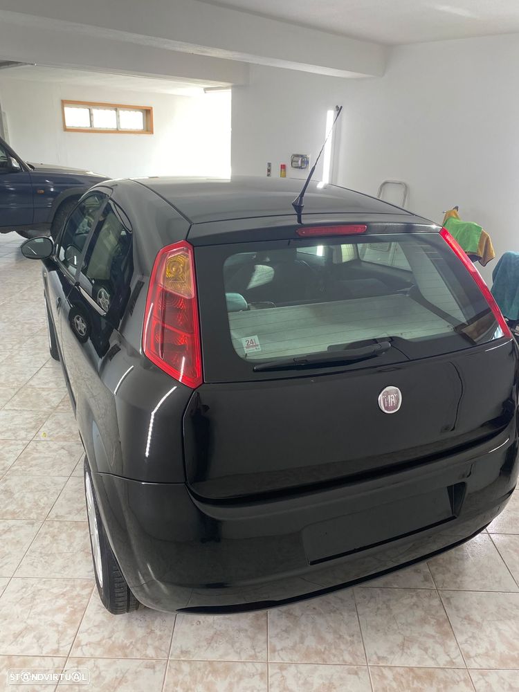 Fiat Grande Punto - 2