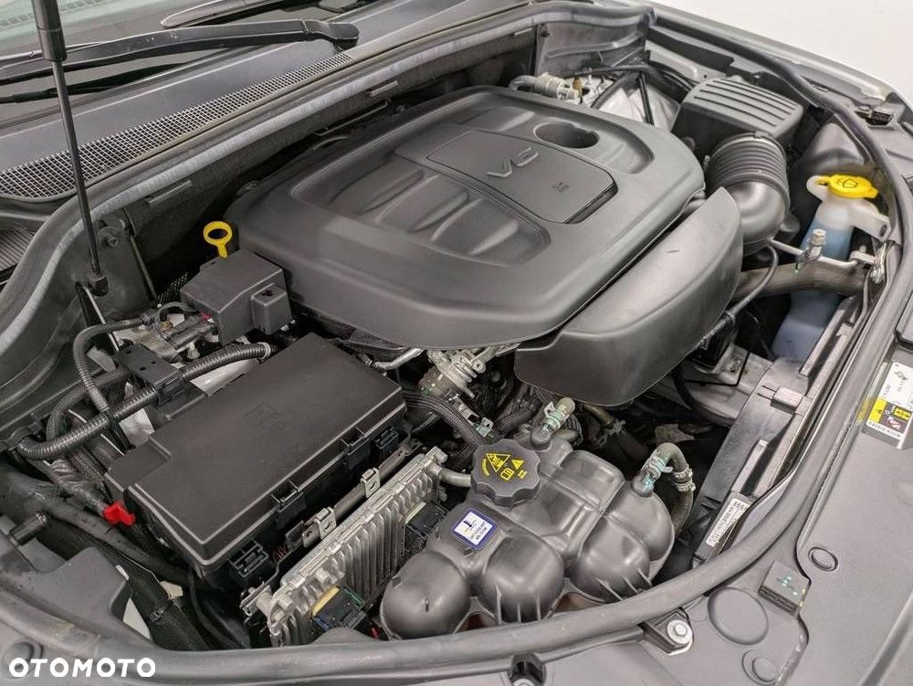 Jeep Grand Cherokee - 30