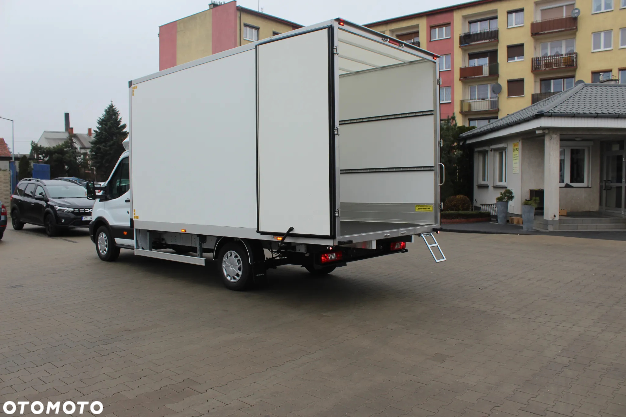 Ford Transit - 9