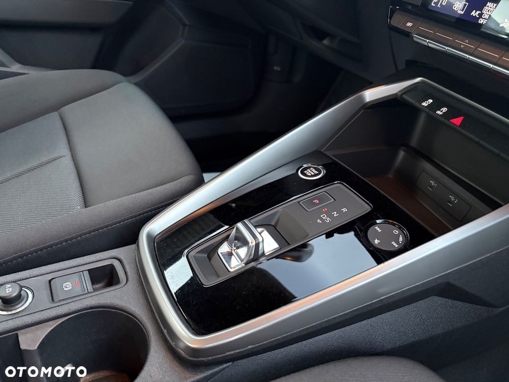 Audi A3 Limousine 30 TFSI S tronic - 7