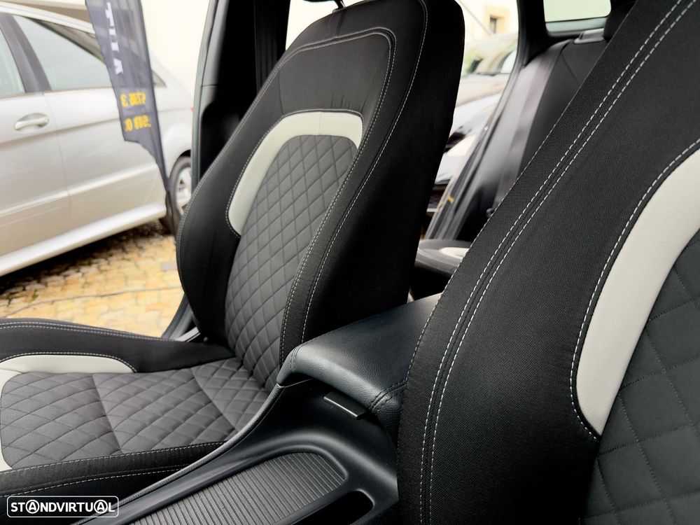 Kia Ceed SW 1.6 CRDi GT Line - 42