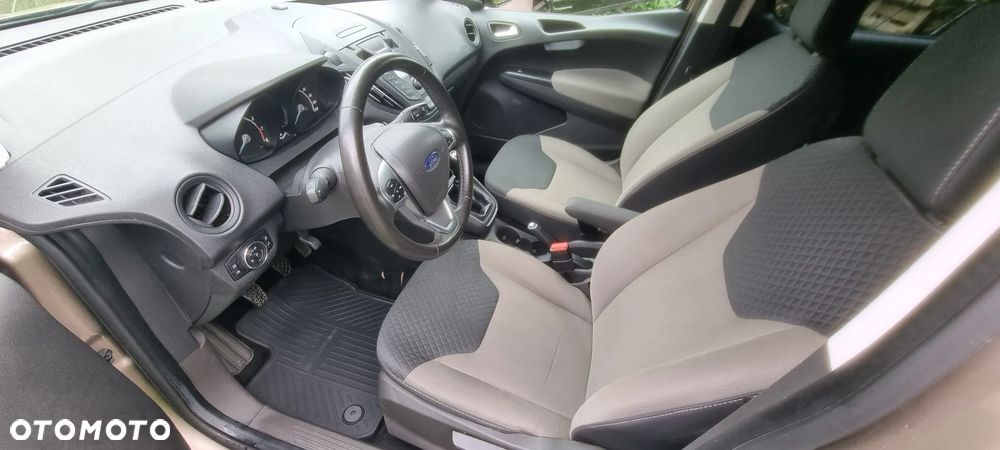 Ford Tourneo Courier 1.0 EcoBoost Trend - 10