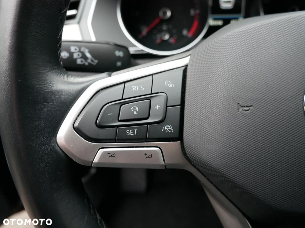Volkswagen Passat 2.0 TDI EVO Business - 29