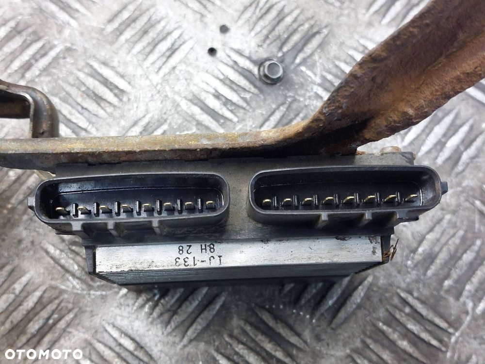 STEROWNIK WTRYSKIWACZY TOYOTA AVENSIS T25 89871-71010 - 3