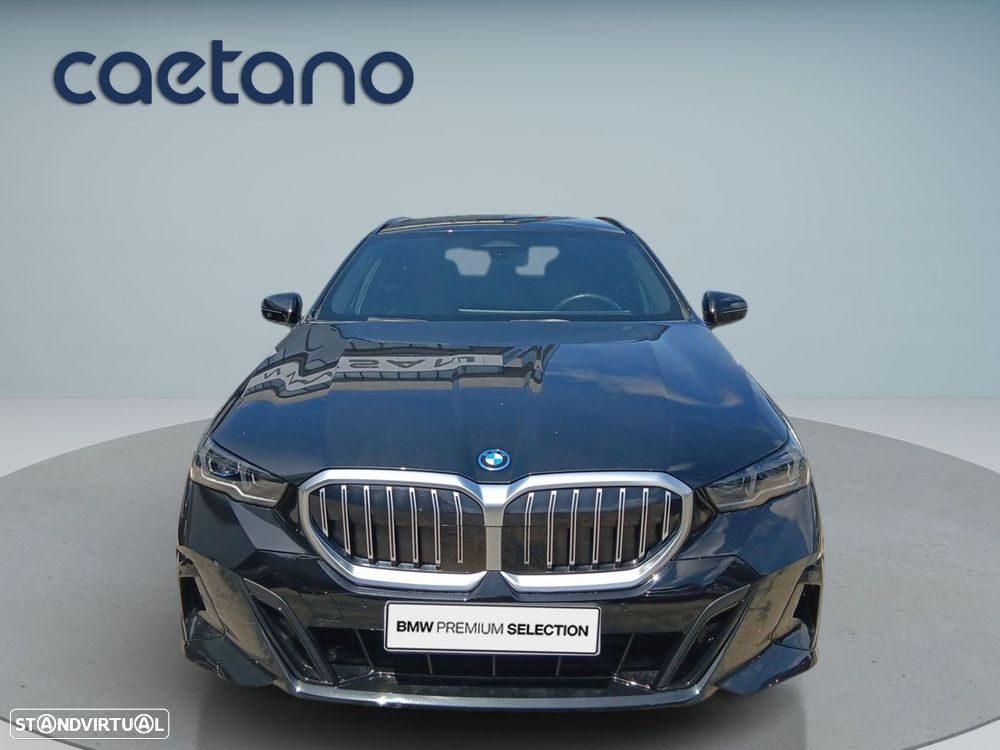 BMW 530 e Pack Desportivo M - 2