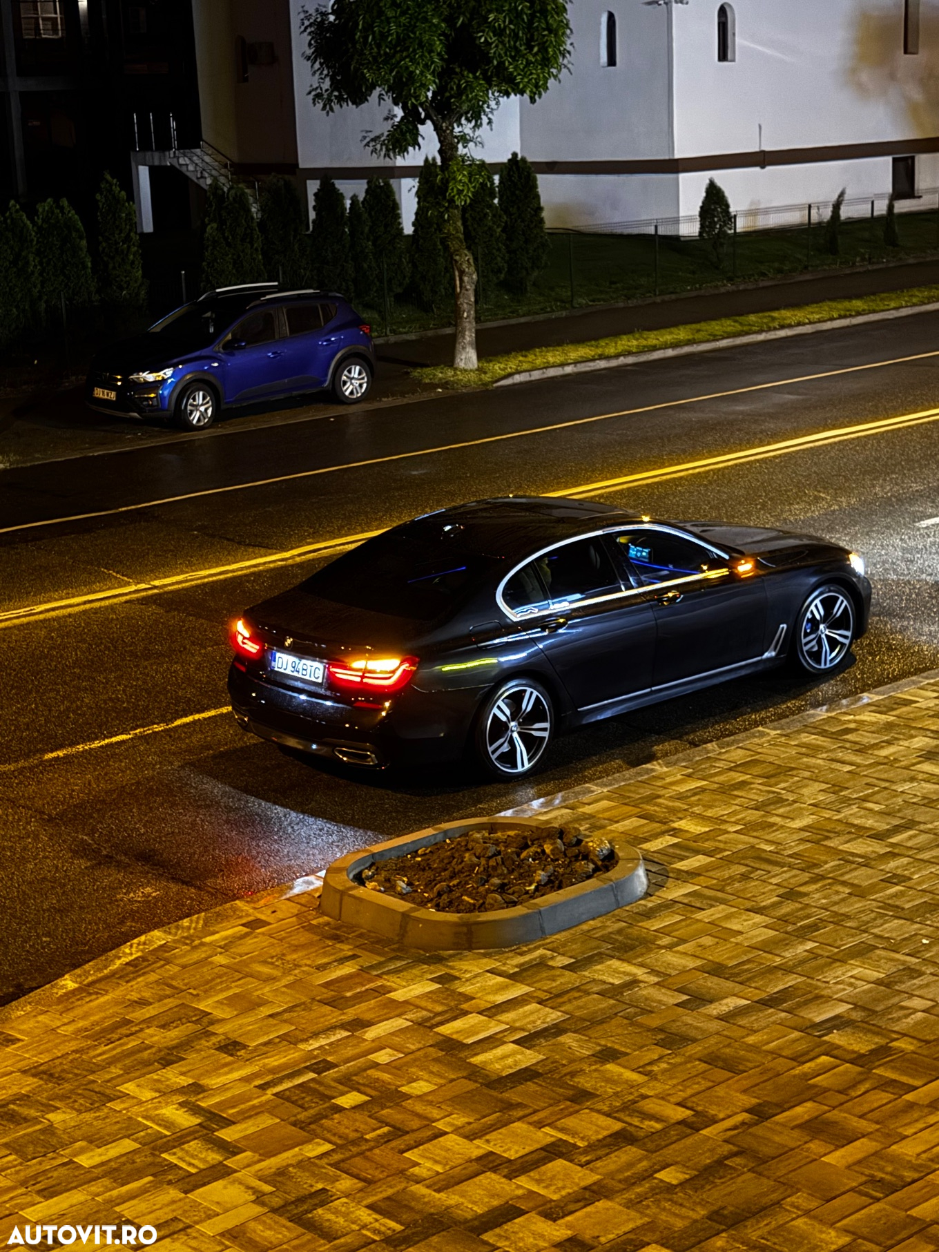 BMW Seria 7 730d xDrive - 13