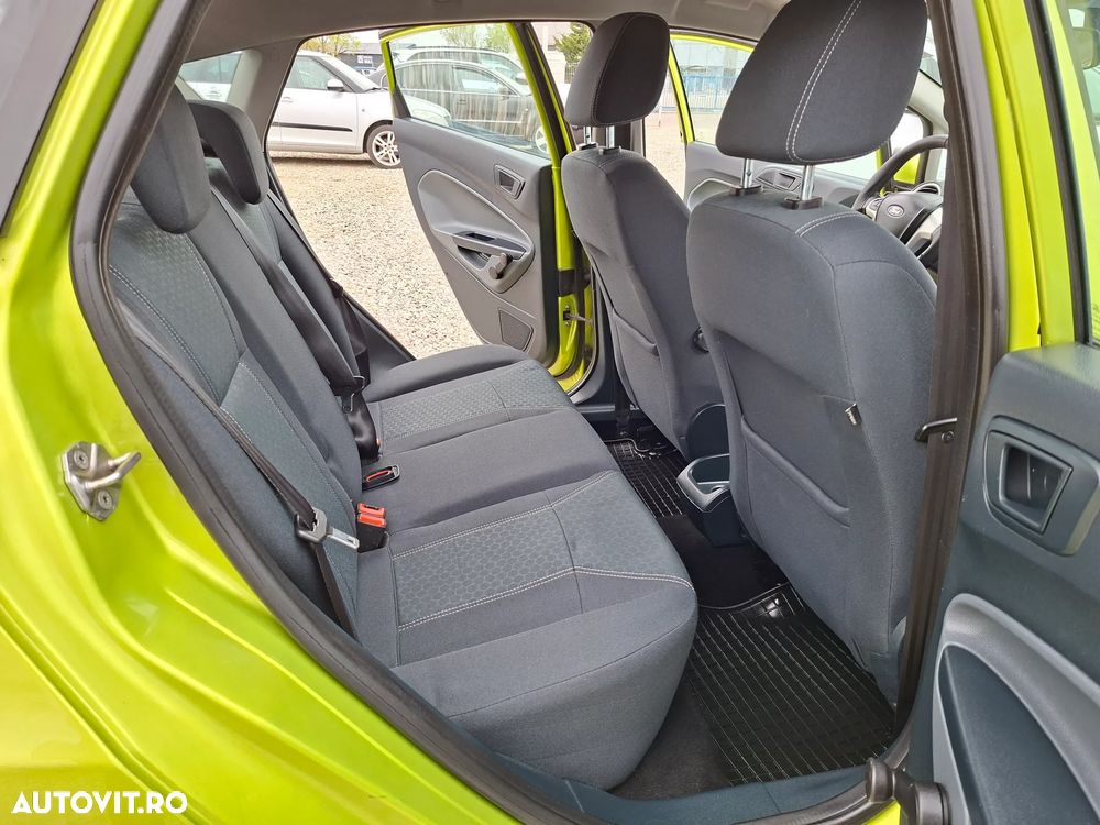 Ford Fiesta - 8