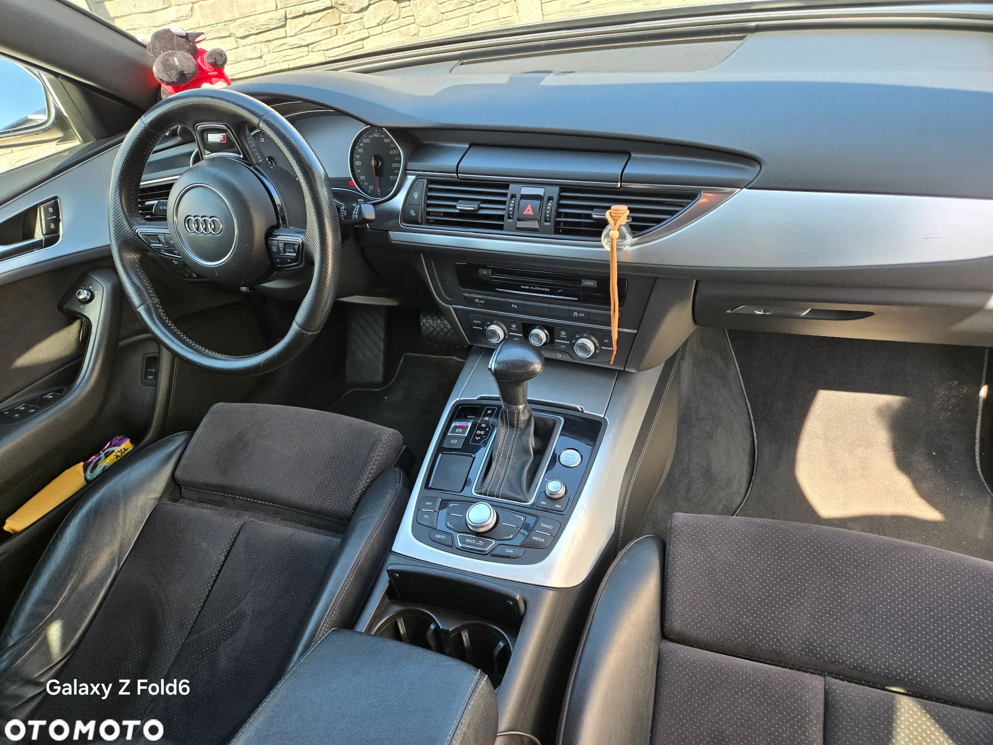 Audi A6 - 6