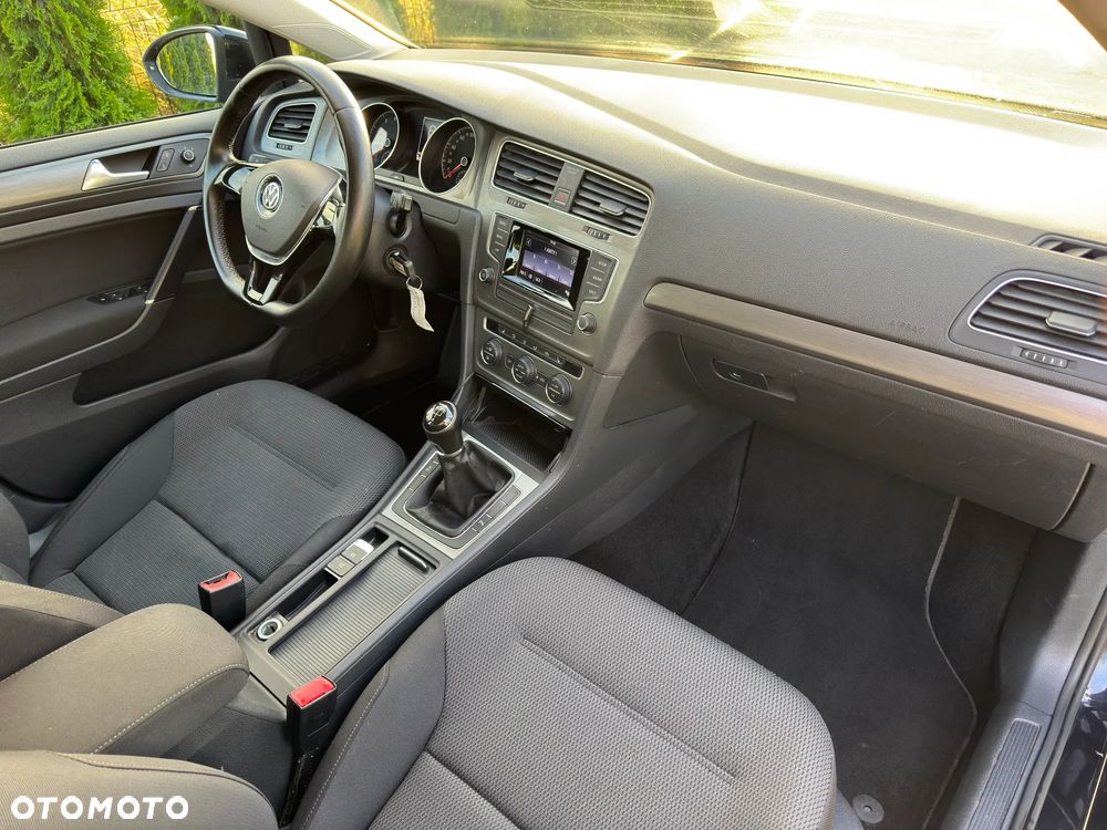 Volkswagen Golf 1.2 TSI BMT Start - 19