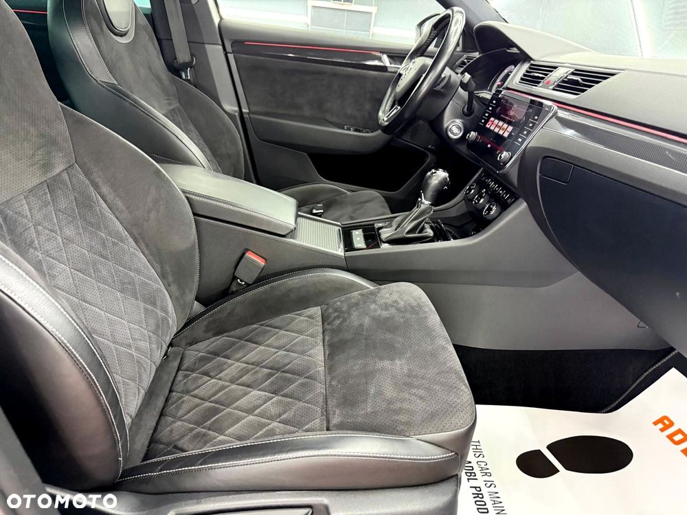 Skoda Superb 2.0 TDI 4x4 DSG Sportline - 34