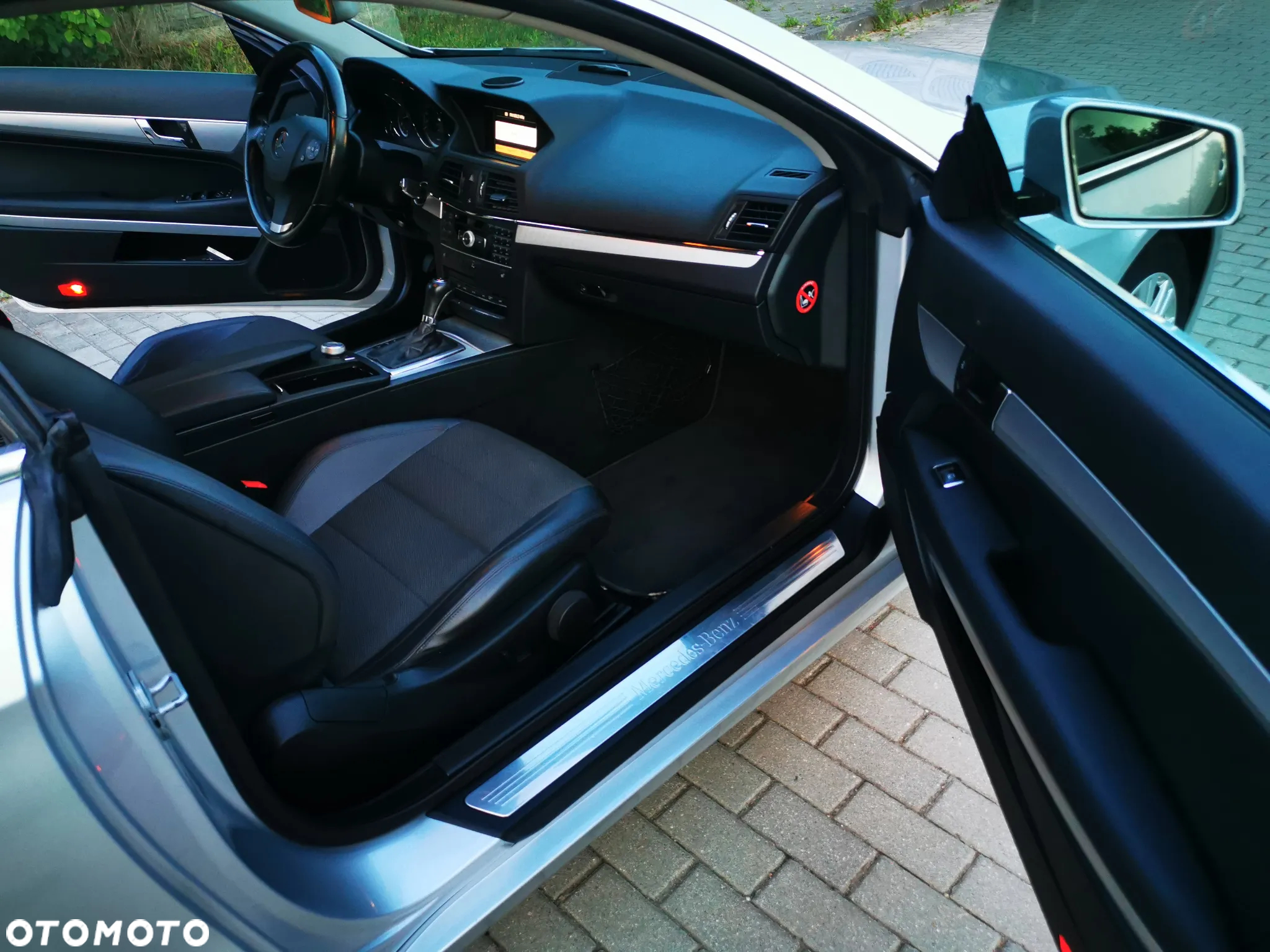 Mercedes-Benz Klasa E 250 CGI BlueEffICIENCY - 9