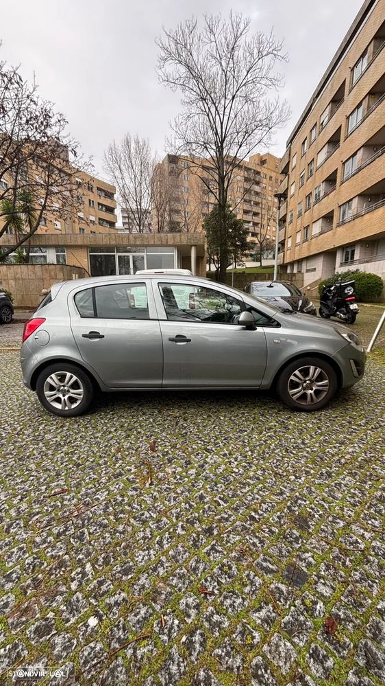 Opel Corsa 1.2 Enjoy S/S - 4
