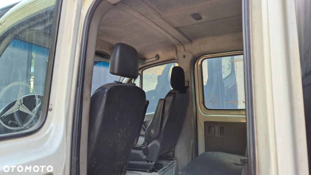 Mercedes-Benz SPRINTER - 12