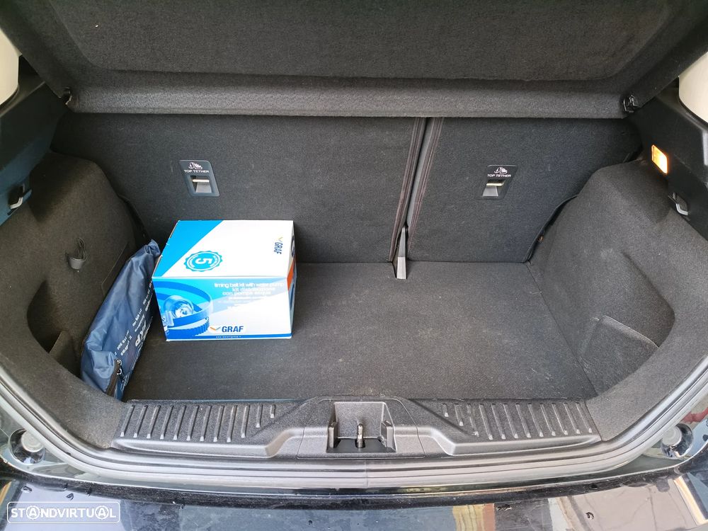 Ford Fiesta 1.5 TDCi Active - 8