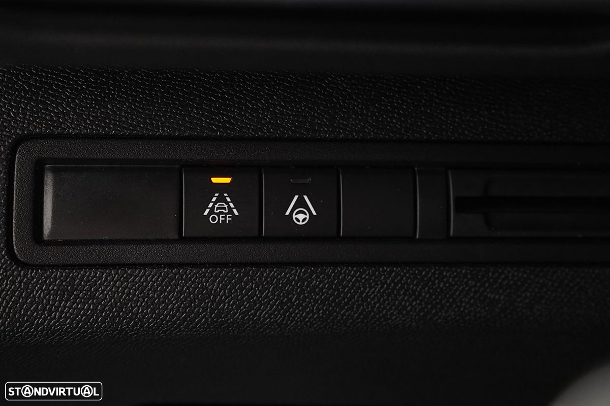Peugeot 3008 1.2 PureTech GT EAT8 - 17