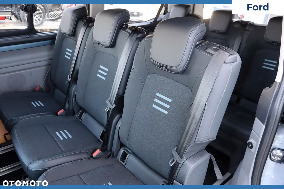 Ford Tourneo Custom - 9