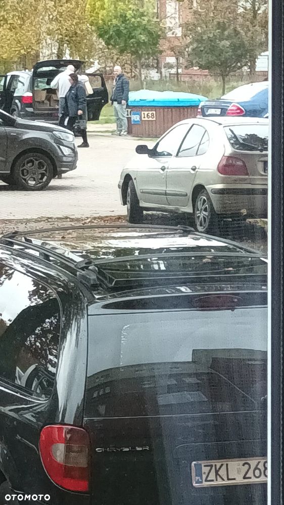 Chrysler Grand Voyager 2.8 CRD Automatik Limited - 12